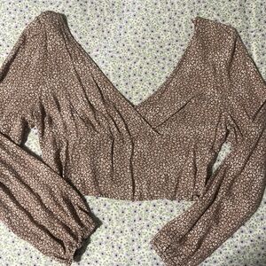 Trendy long sleeve crop top